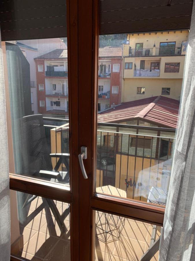 Апартаменты Piso Victoria Гвардиола-де-Берга Экстерьер фото
